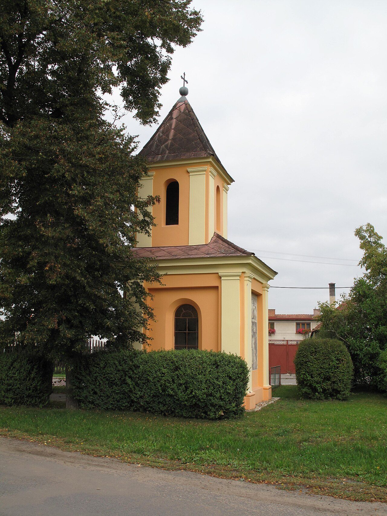Tuhaň