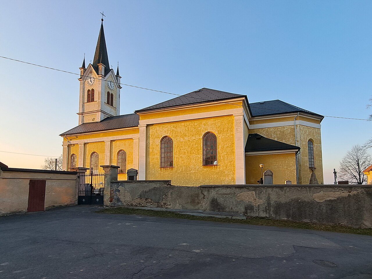 Neplachovice