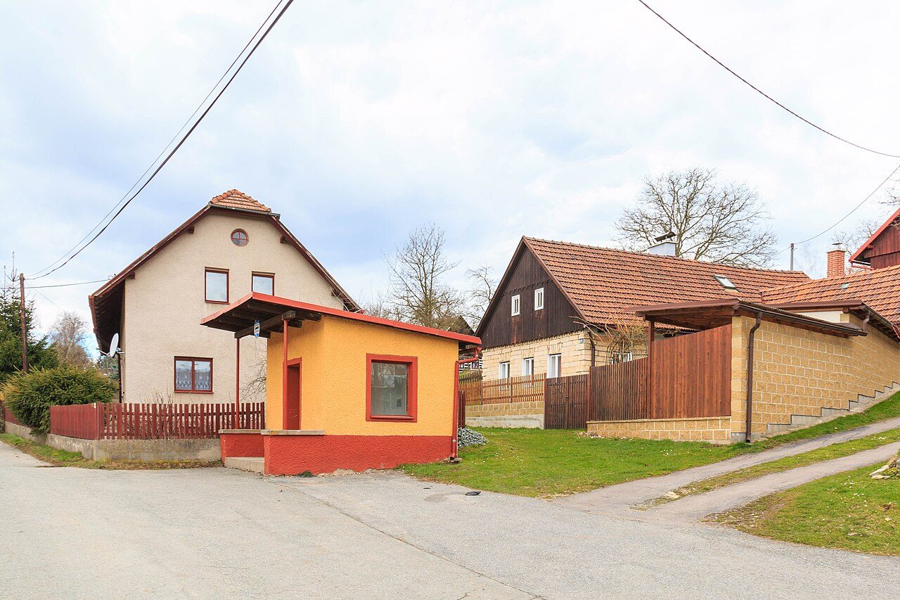 Lhota pod Hořičkami
