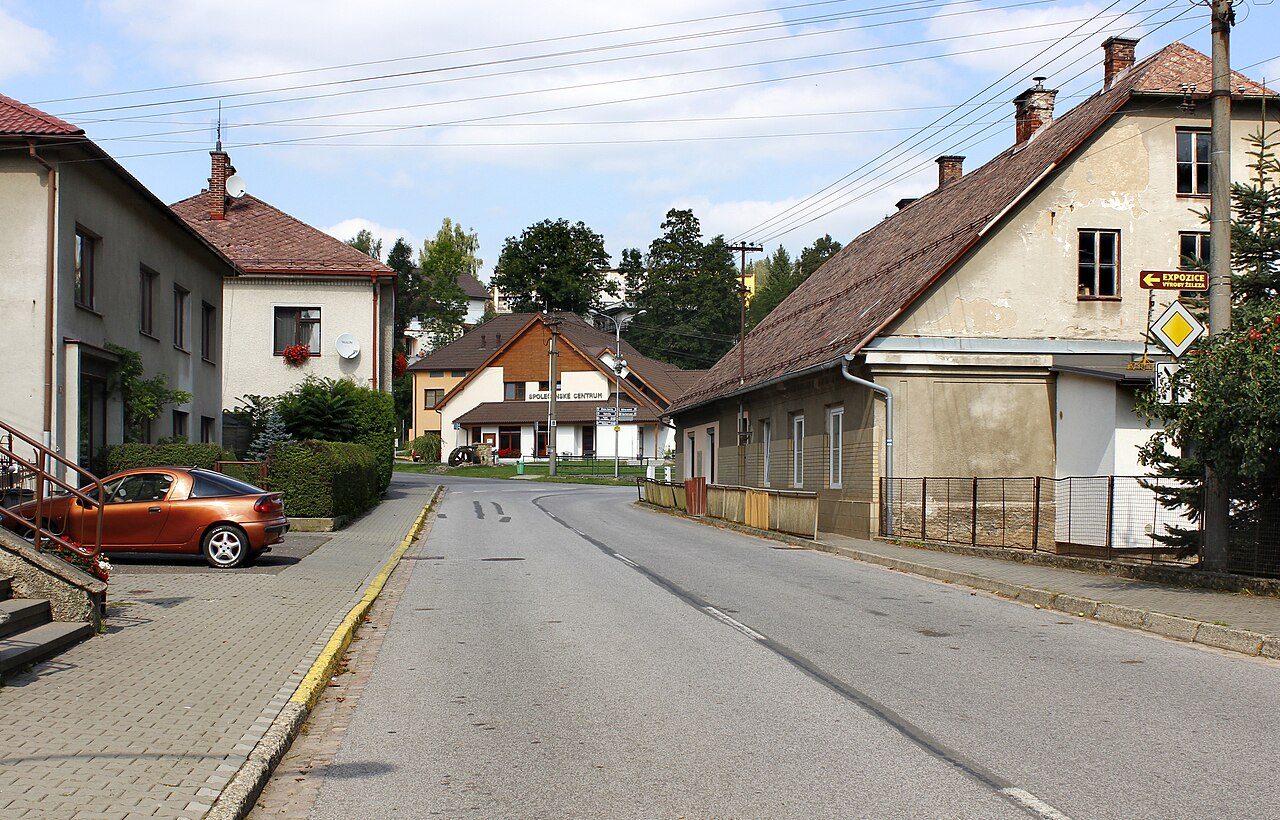 Skuhrov nad Bělou