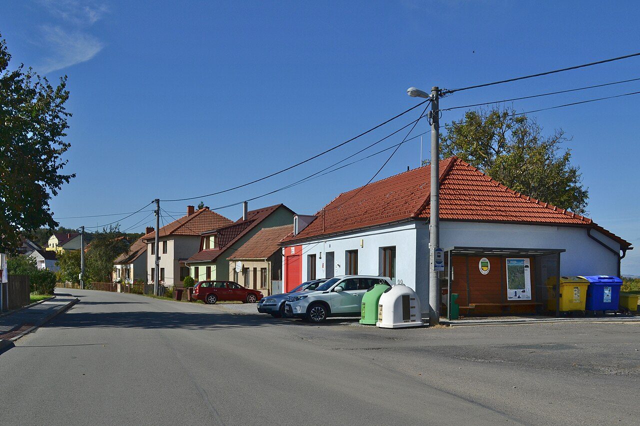 Lesní Hluboké