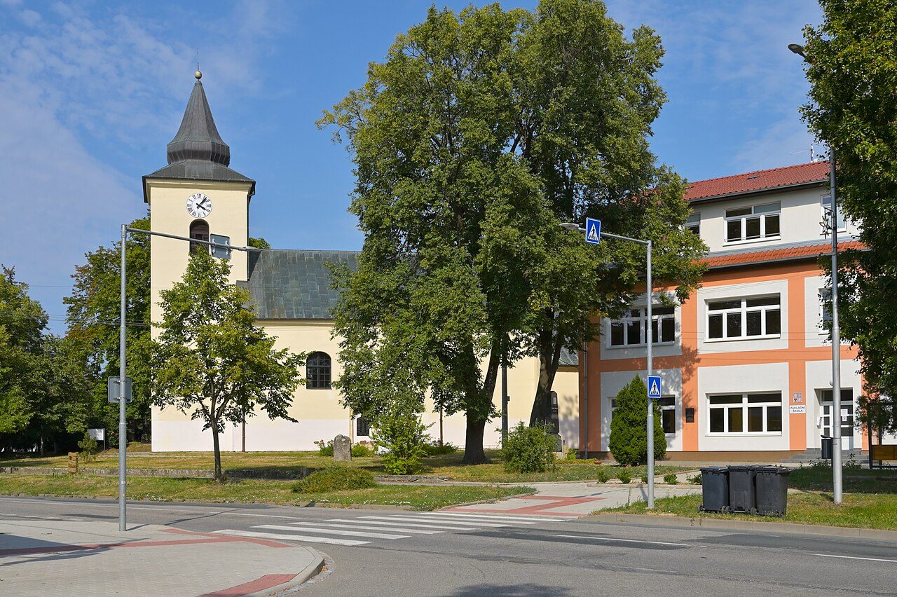 Měnín