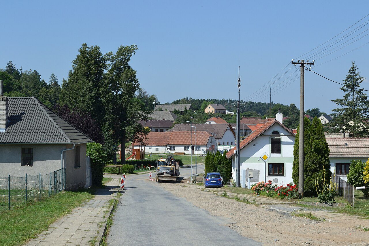Pyšel