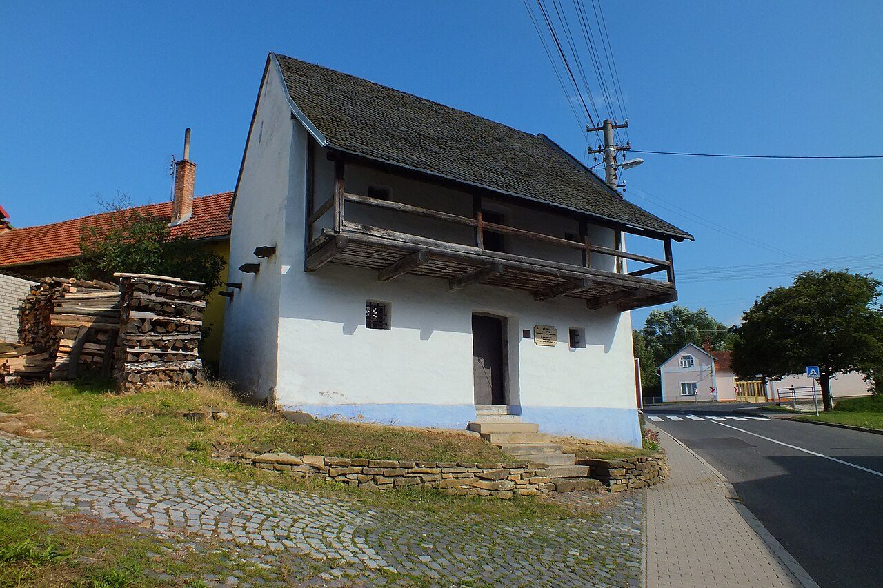 Komňa