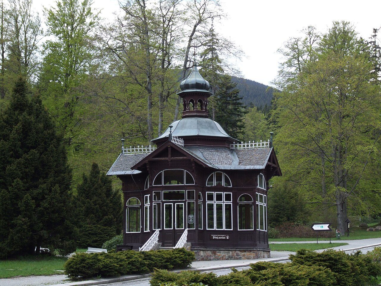 Karlova Studánka